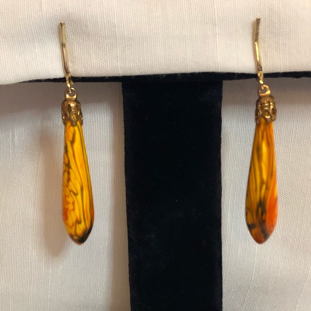 Bakelite Space-dye 1960s Earrings